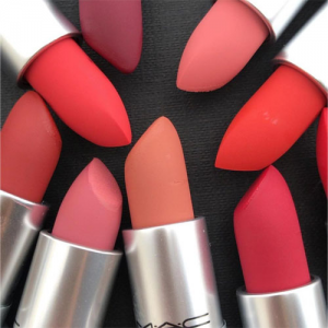 Powder Kiss Lipstick @ MAC Cosmetics
