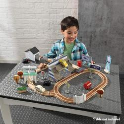Disney KIDKRAFT Pixar 자동차 3 Thomasville 50 조각 WoodenTrack 세트와 액세서리