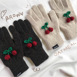 winter cherry gloves