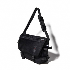 [드라이프]DRIFE - UNCOMMON MESSENGER BAG - BLACK 언커먼 메쉬 메신저 메신저백 가방