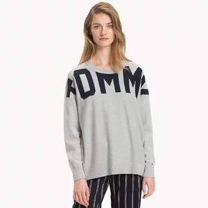 Tommy Hilfiger Oversized Logo 스웨터