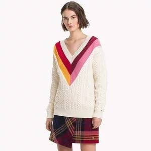 Tommy Hilfiger Chevron 케이블 니트 스웨터
