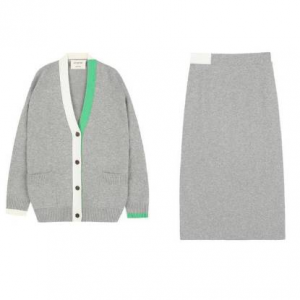 [A.T.CORNER SET] 그레이 모 혼방 배색 라인 니트 가디건 셋업