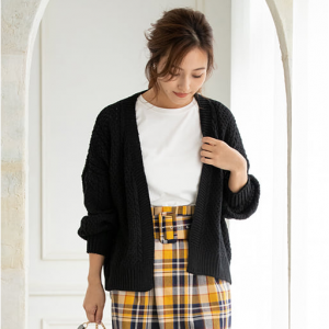 ケーブルニットカーディガン