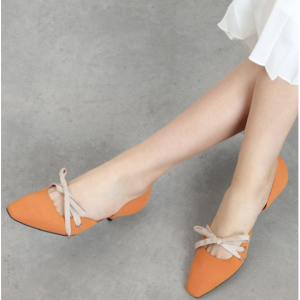 BOW DETAIL D'ORSAY KITTEN HEELS