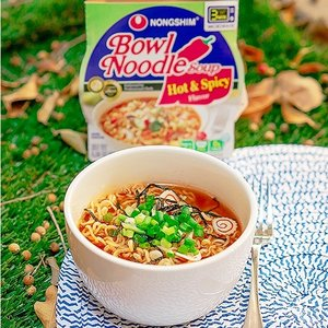 $3.76 NongShim Bowl Noodle Soup, Chicken, 3.03 Ounce (Pack of 12)