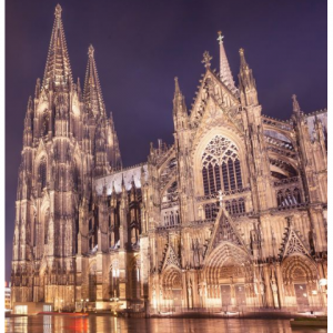 Viator - 科隆大教堂 Cologne Cathedral 登塔楼：4欧/成人