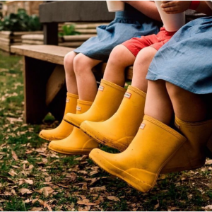 【Hunter Boots】精选儿童雨靴、雨具等折扣区上新 热卖