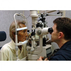 2024最全美国看眼科指南（眼科医生分类+预约眼科医生+视力及眼底检查+费用+常用英语）