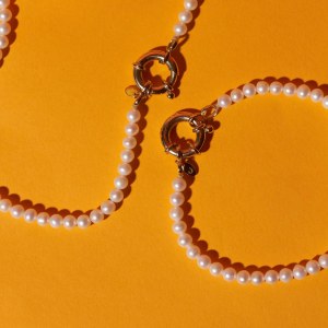 AUrate New York 珍珠手链