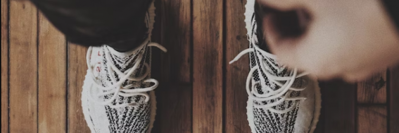 Yeezy 350 Zebra Real vs. Fake Guide 2024: How Can I Tell If It Is Real?