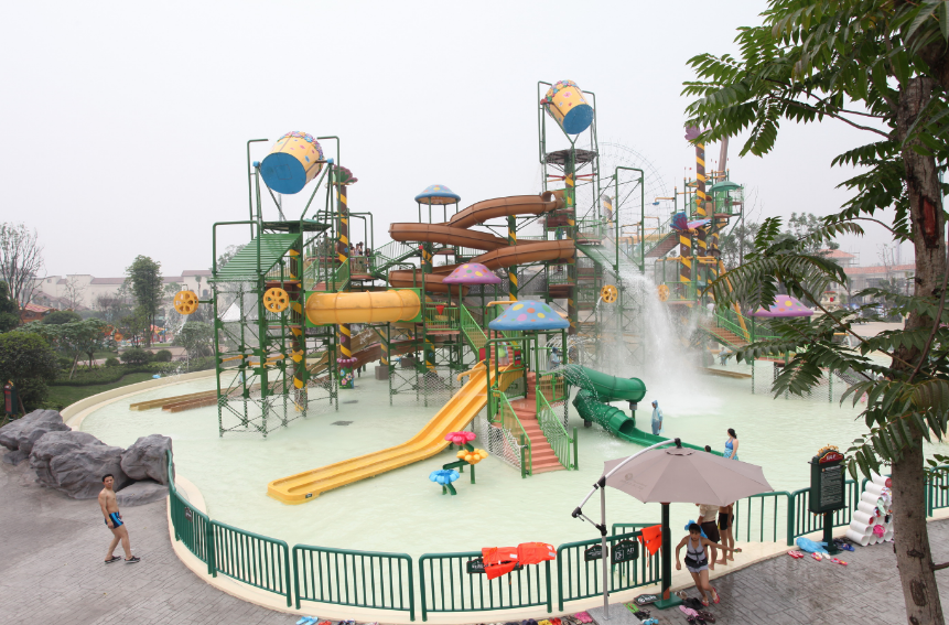 2025成都儿童/亲子水上乐园 - 国色天乡和欢乐谷水世界哪个更好玩？（门票+地址+交通路线+优劣势比较）