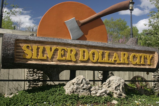 The Ultimate Guide to Silver Dollar City
