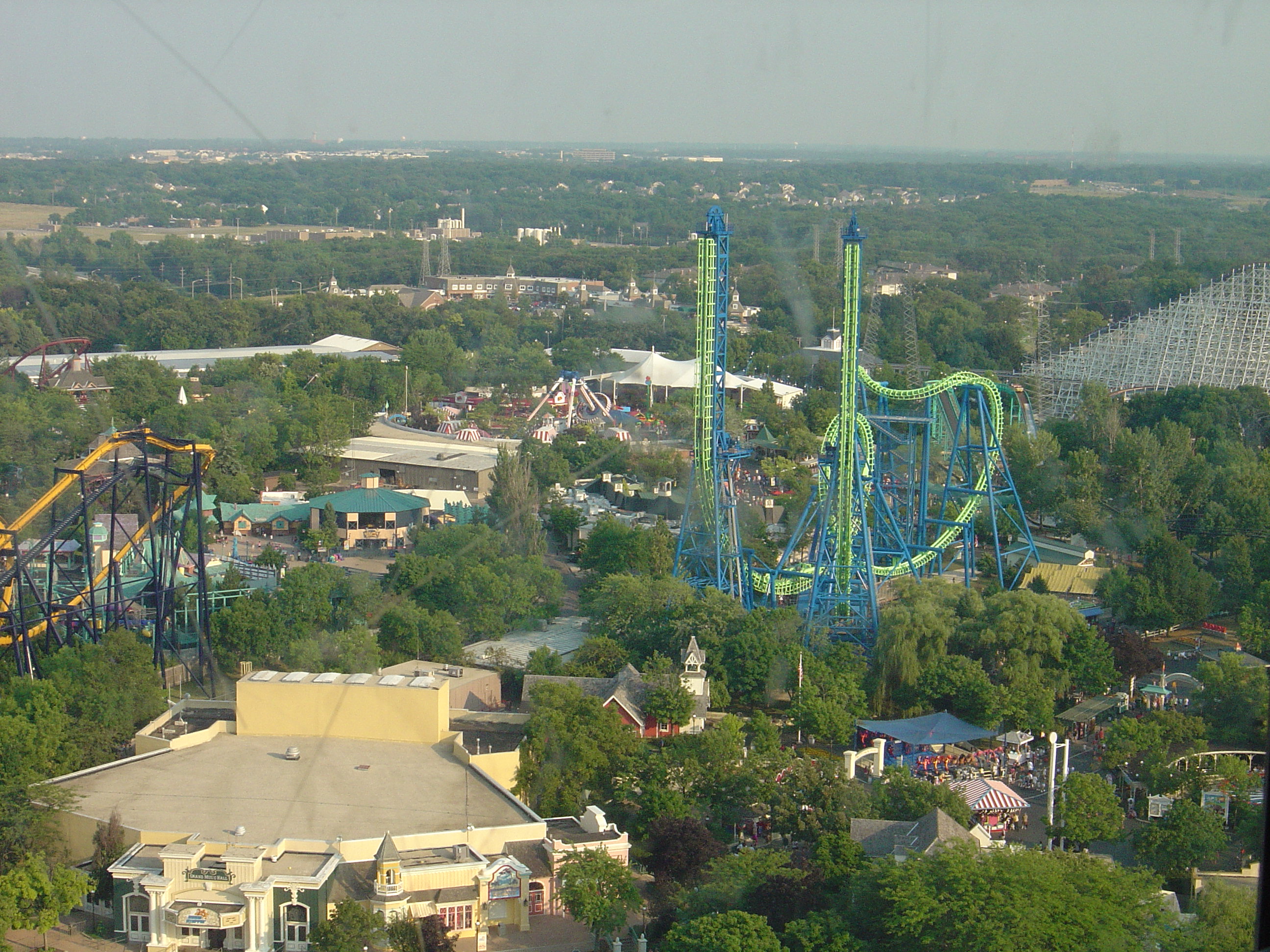 First Timer's Guide to Six Flags Great America - Top Eleven Thrilling Coasters and Rides