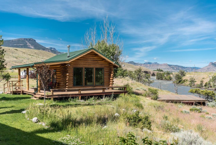 Yellowstone Cutthroat Guest Ranch