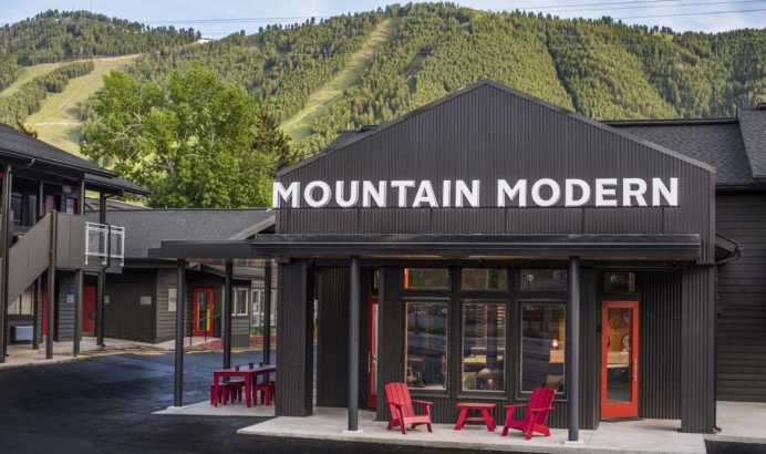 Mountain Modern Motel 