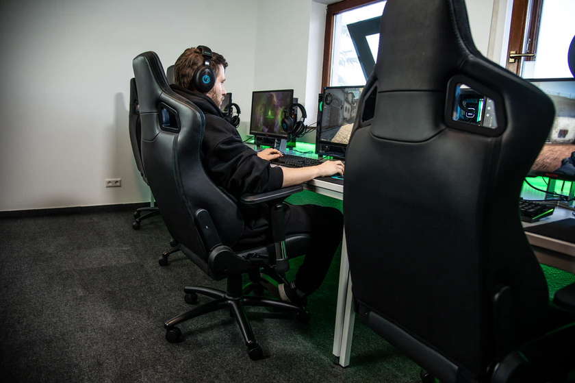 Are Gaming Chairs Worth It? Top 10 Picks for Gaming Chairs 2024 (Up to 5% Cashback)