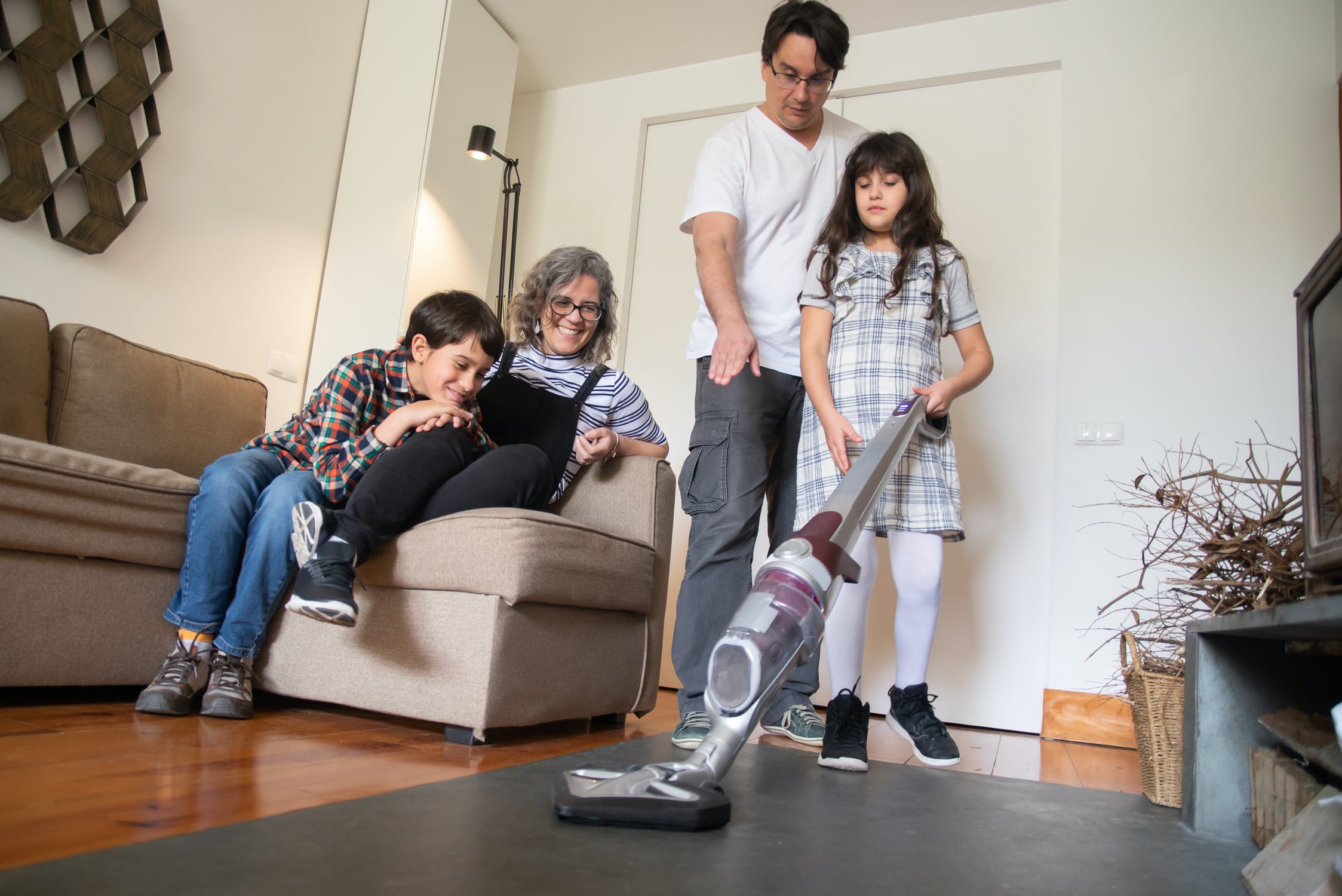The 9 Best Cordless Vacuum Cleaners 2024 (Reviews + Buying Guide)