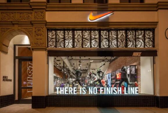 Nike Factory vs. Nike Outlet vs. Retail Store: Differences, Quality Price 2022 - Extrabux