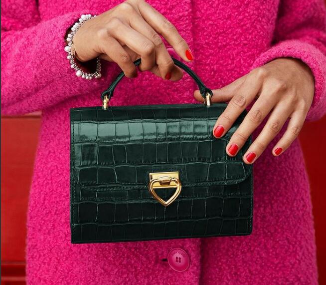 Kate Spade Outlet vs. Retail: Differences, Quality & Price 2024 - Extrabux