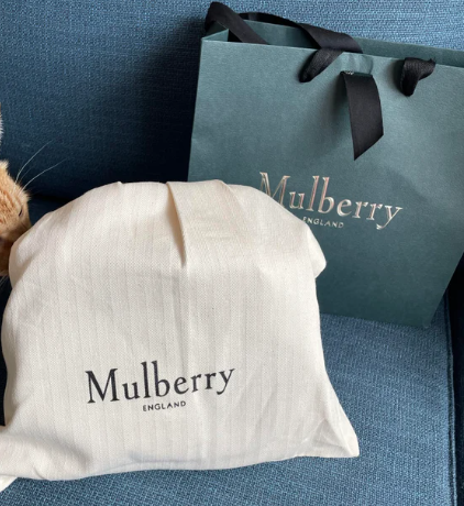 Mulberry Bag Fake or Real Guide 2023: How to Spot a Fake Mulberry Bag? -  Extrabux
