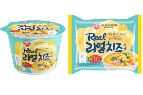 最新推出的新产品—不倒翁「Real Cheese拉面」（大纪元）