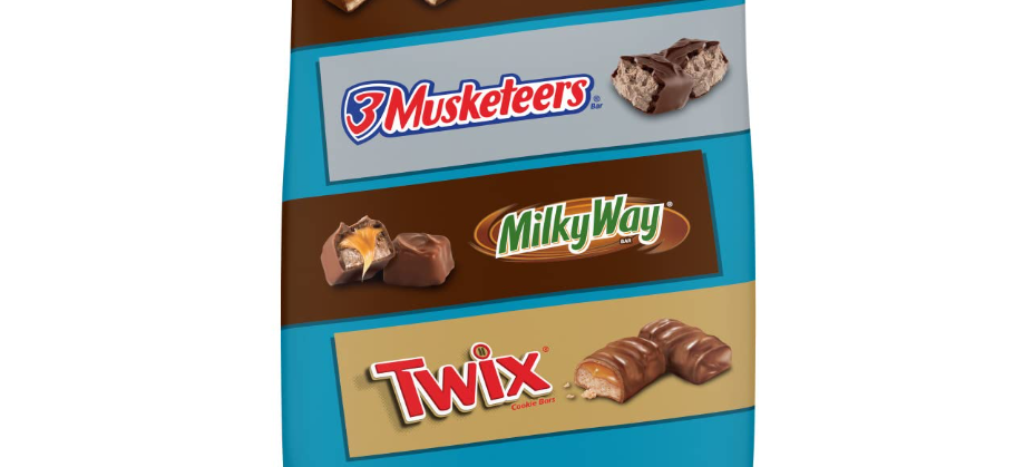 3 Musketeers vs. Milky Way vs. TWIX vs. Reese's: Differences and Reviews 2024