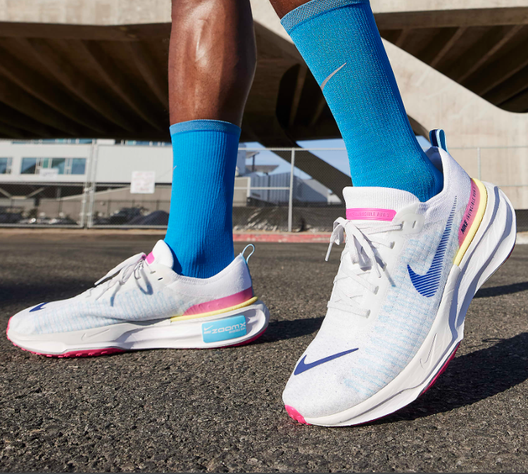 Nike InfinityRN 4 vs. Pegasus 40 vs. Invincible 3 vs. Zoom Fly 5 Differences and Reivews 2025