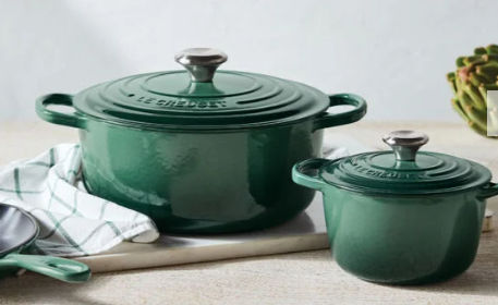 Le Creuset Signature vs. Classic vs. Heritage Cookware: Differences and ...