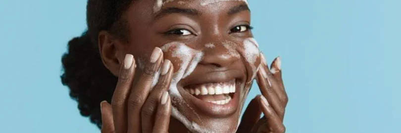 2025年7款替代芙丽芳丝的氨基酸洁面 - CeraVe、EltaMD、宝拉珍选等！