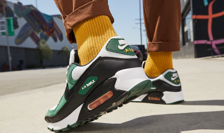 Nike Air Max 90 Real vs. Fake Guide 2025: How Can I Tell If It Is Real?