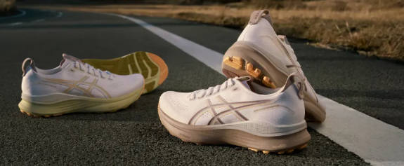 Asics Gel Kayano 29 vs. 30 vs. 31 vs. 32: Differences and Reviews 2025