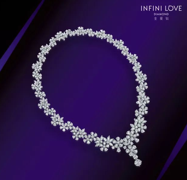 典雅系列娇花吐蕊 18K 白金钻石项链